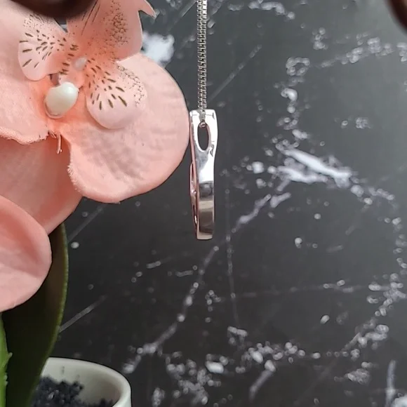 14KT WHITE GOLD TENSION SET DIAMOND PENDANT - Picture 3 of 13